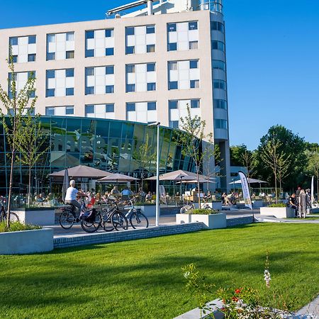 Best Western Plus Flatonia Inn Eksteriør bilde